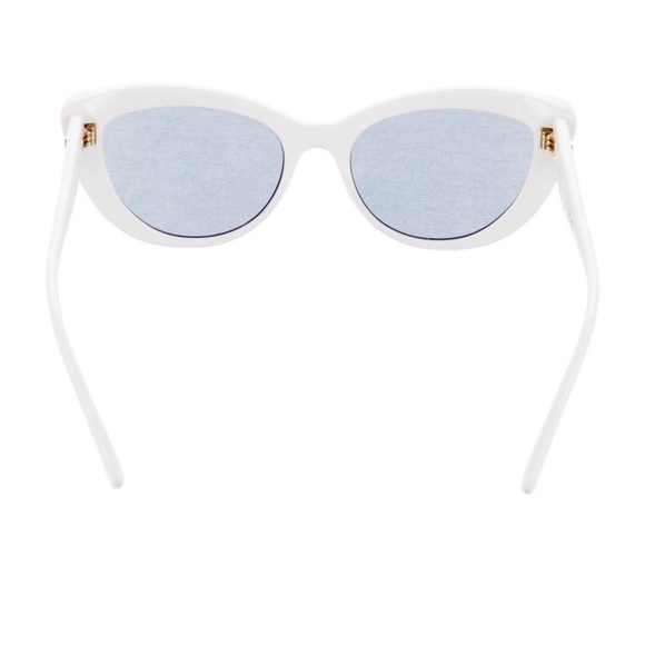 White Cat-Eye Sunglasses Versace Medusa’s Insignia Cat eye - Picture 2 of 4